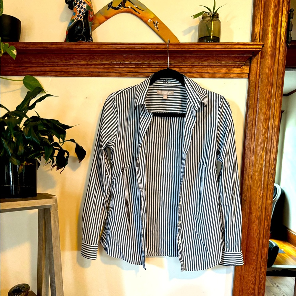 Banana Republic button down EUC